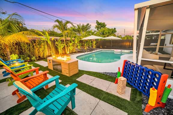Peace, Pool, Golf & Sunshine • 15 Min to Beach - Image 1