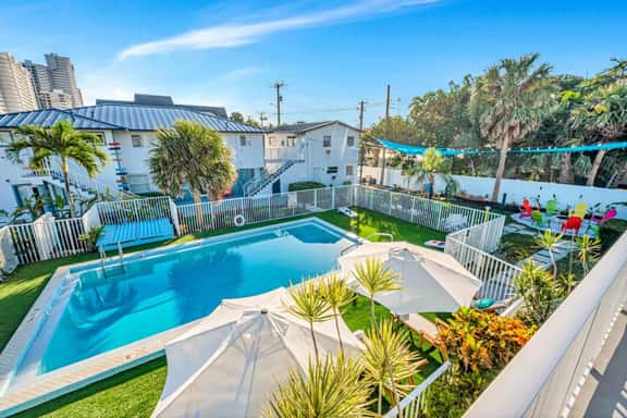Hawksbill 101 | Beach Studio | Heated Pool - Imagem 1