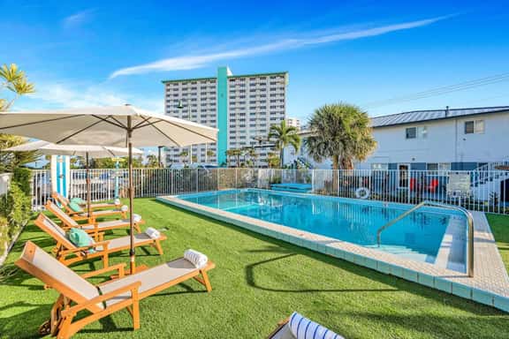 Loggerhead 101 | 3BR/3BA Oceanfront Heated Pool - Image 1