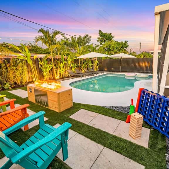 Peace, Pool, Golf & Sunshine • 15 Min to Beach - Image 1