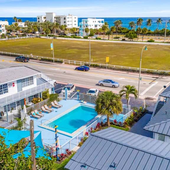 Kemp's Ridley 6 - Oceanfront Studio - Heated Pool - Image 1
