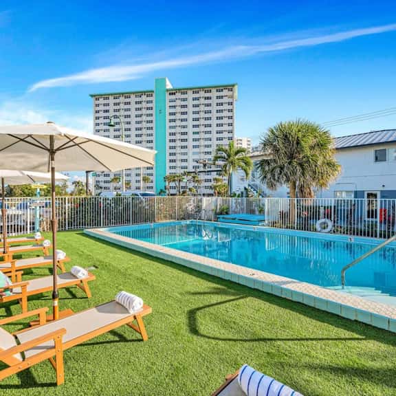 Loggerhead 101 | 3BR/3BA Oceanfront Heated Pool - Image 1