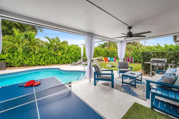Chic + Upscale + Heated Pool | 15 min FLL & Beach - Image 4