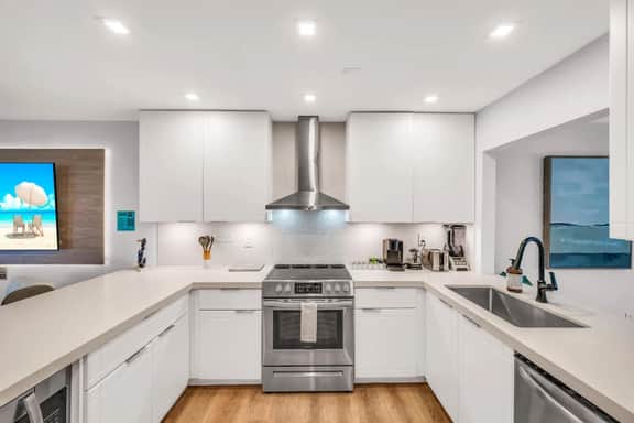 2 Luxury Homes | 6BR | Heated Pool | 15 Min to FLL - Image 4