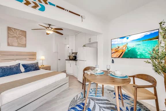 Hawksbill 101 | Beach Studio | Heated Pool - Image 2