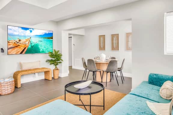 The Loggerhead | Private 3-Unit Oceanview Retreat - Image 5