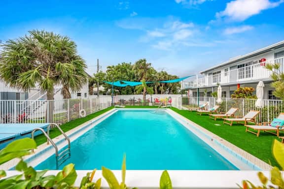 Hawksbill 105 | Beach & Pool Studio | Walkable - Image 2