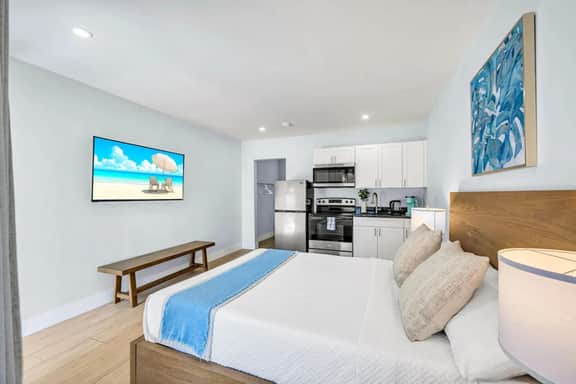 Hawksbill 105 | Beach & Pool Studio | Walkable - Image 4