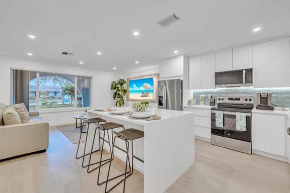 2 Homes Together, HTD pool, Jacuzzi, Fire pit - Image 3